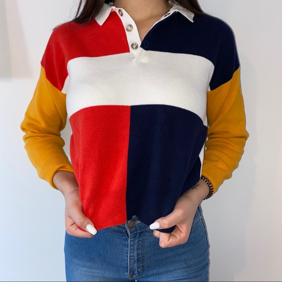 Forever 21 Tops - ☄️90's Vintage long sleeve sweater☄️